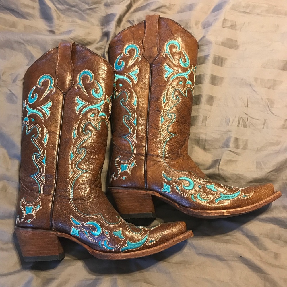 Circle G boots.